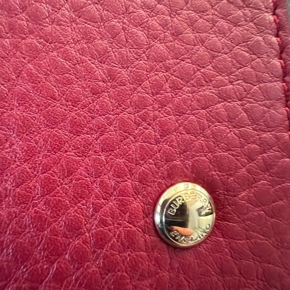 Burberry Leather Rowe Snap
Wallet Red - Picture 8 of 8